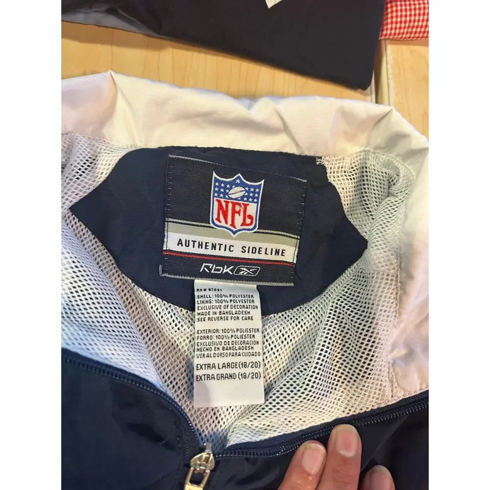 Youth Dallas Cowboys Windbreaker xl 18/20
